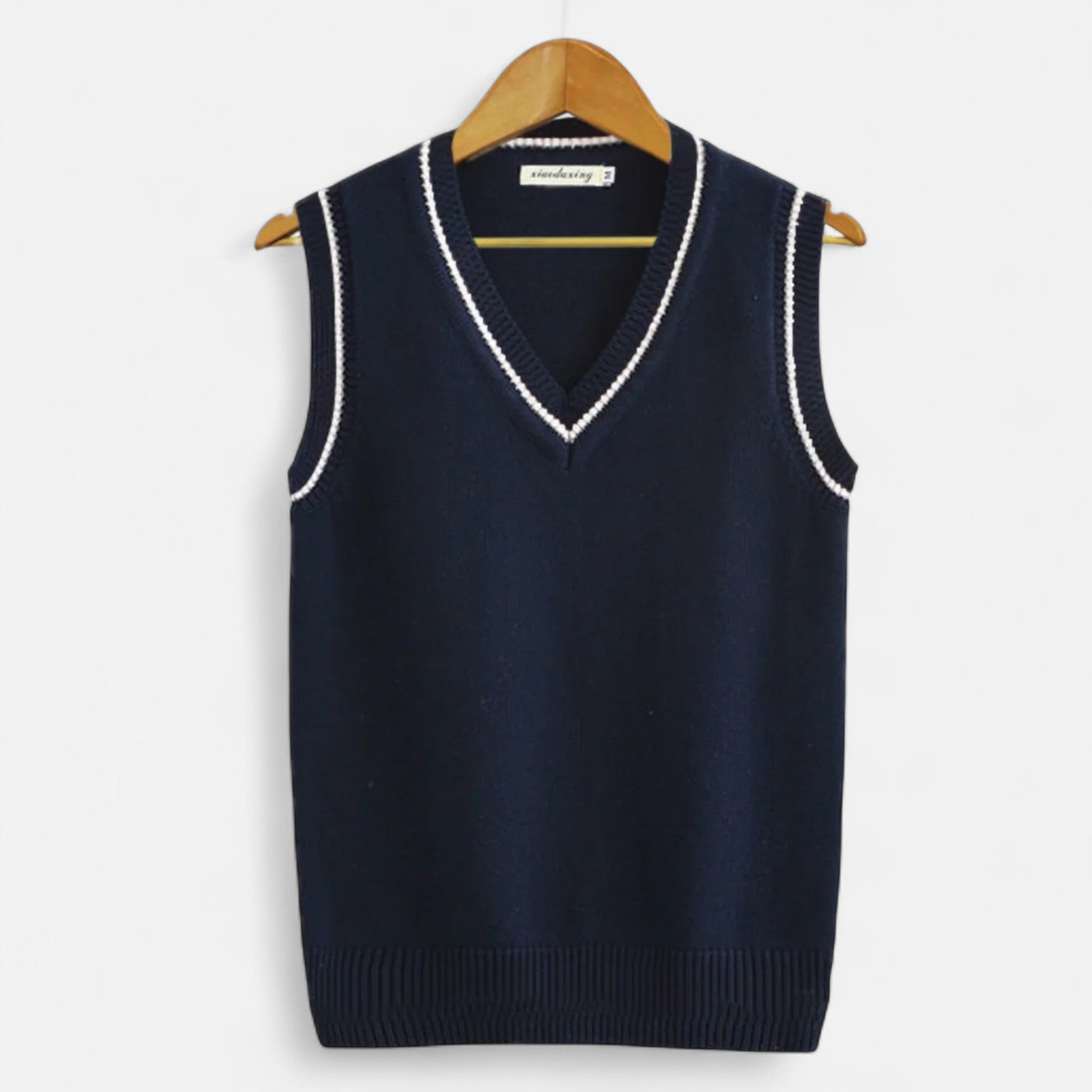 Eloura | Sleeveless Sweater – Layered Ease, Contemporary Refinement