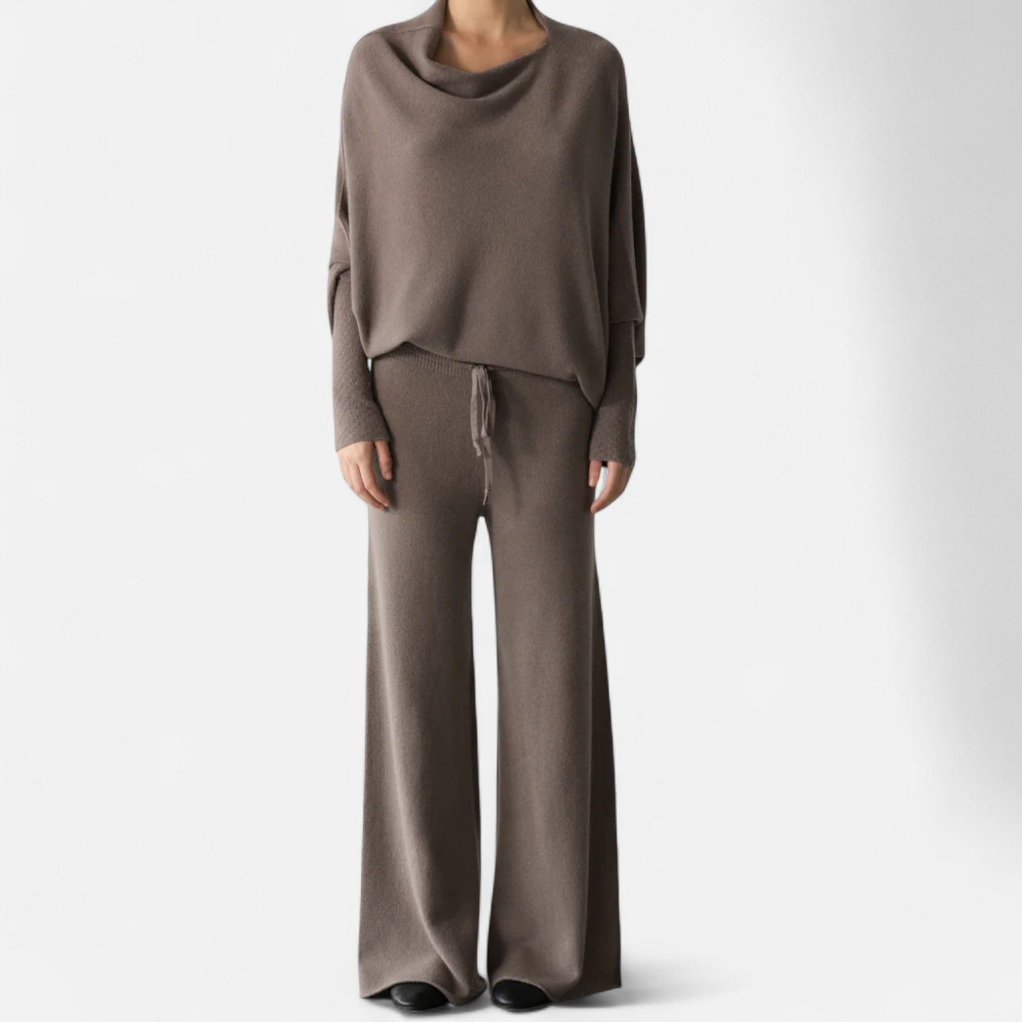 Eloura | Women’s Classic Pants – Refined Comfort, Lasting Versatility
